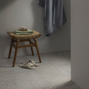 Borghamskalksten gråbrun hyvlad i badrum